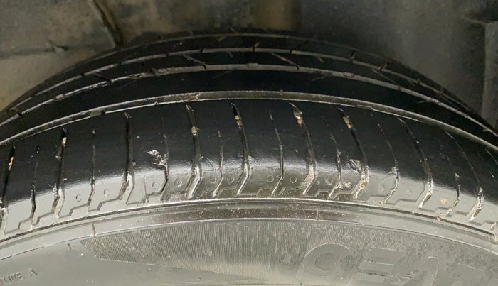 2022 Tata ALTROZ XZ PETROL, Petrol, Manual, 76,805 km, Left Rear Tyre Tread