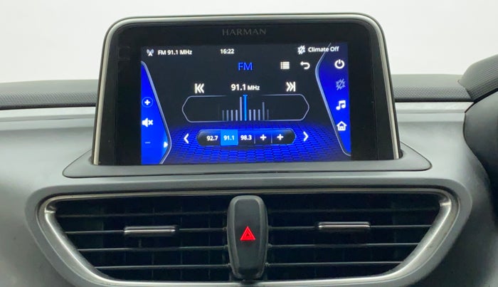 2022 Tata ALTROZ XZ PETROL, Petrol, Manual, 76,805 km, Infotainment System