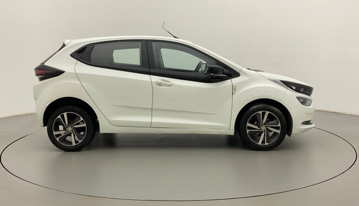 2022 Tata ALTROZ XZ PETROL, Petrol, Manual, 76,805 km, Right Side View