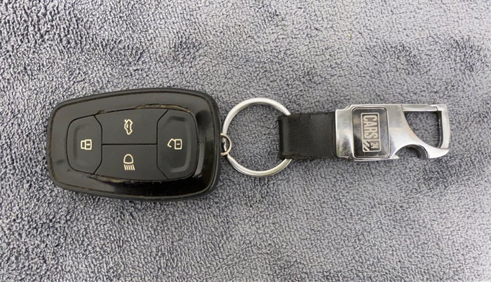 2022 Tata ALTROZ XZ PETROL, Petrol, Manual, 76,805 km, Key Close Up