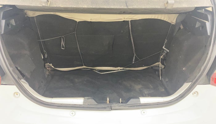 2016 Tata Tiago XT PETROL, Petrol, Manual, 69,660 km, Boot Inside