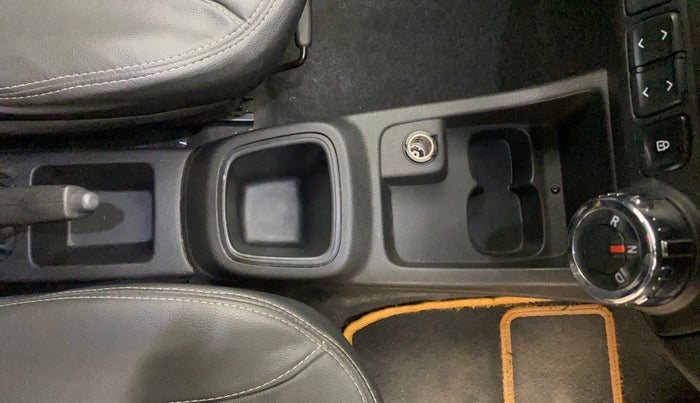 2017 Renault Kwid RXT 1.0 AMT, Petrol, Automatic, 53,992 km, Gear Lever