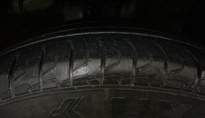 2020 Hyundai Creta SX 1.5 PETROL, CNG, Manual, 43,433 km, Right Front Tyre Tread