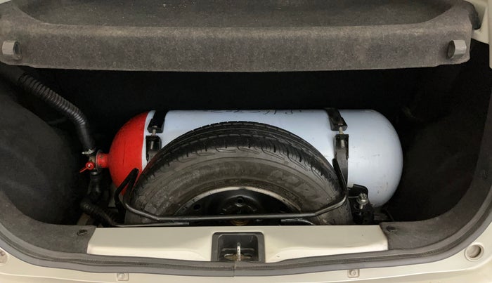 2019 Maruti New Wagon-R LXI CNG 1.0, CNG, Manual, 87,990 km, Boot Inside