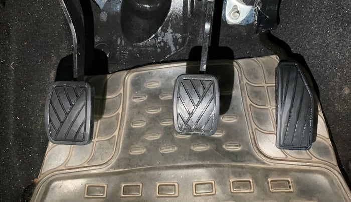 2019 Maruti New Wagon-R LXI CNG 1.0, CNG, Manual, 87,990 km, Pedals