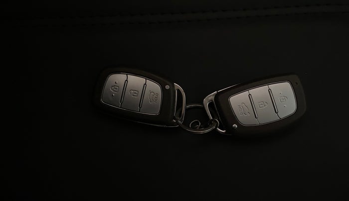 2019 Hyundai Elite i20 ASTA 1.4 CRDI (O), Diesel, Manual, 80,165 km, Key Close Up