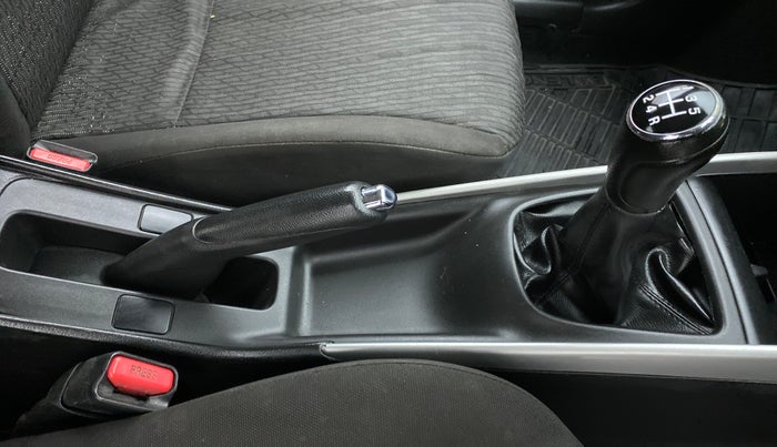 2016 Maruti Baleno DELTA 1.2 K12, Petrol, Manual, 48,256 km, Gear Lever