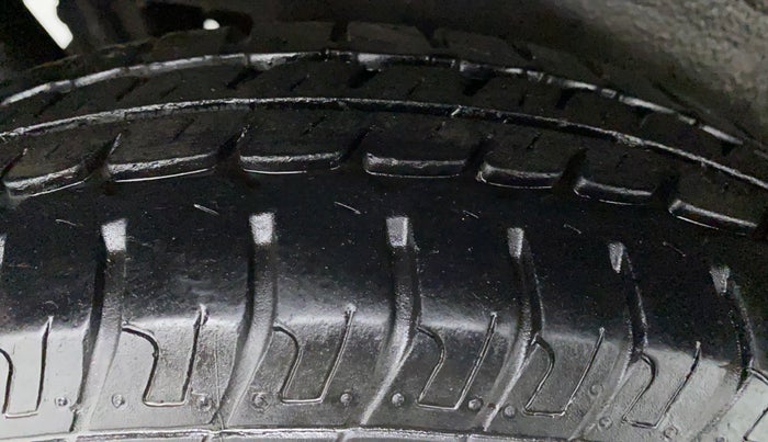 2014 Maruti Wagon R 1.0 LXI, Petrol, Manual, 23,786 km, Right Rear Tyre Tread
