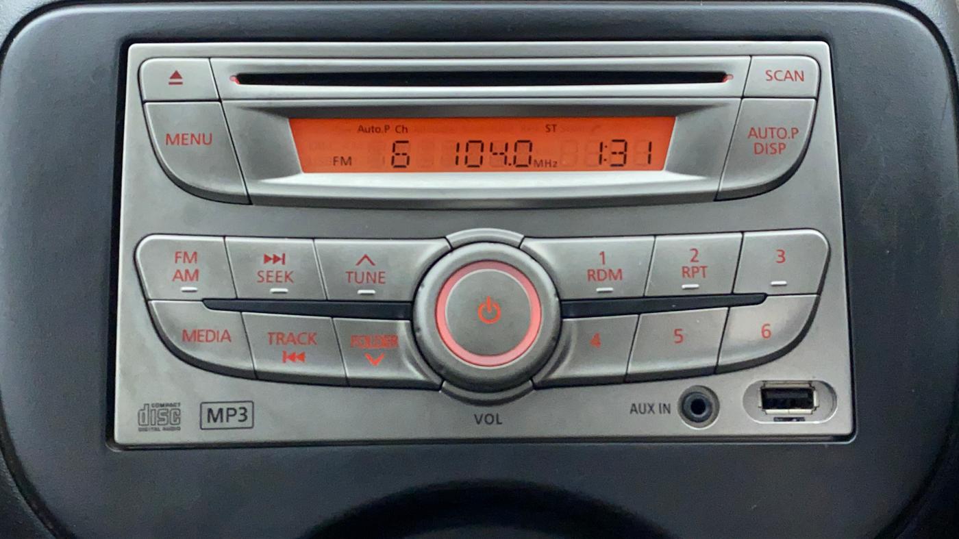 2014 Nissan Micra Active XV S, Petrol, Manual, 39,899 km, Infotainment System