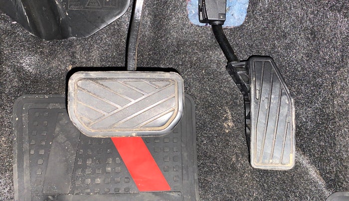 2022 Maruti Swift ZXI PLUS AMT DUAL TONE, Petrol, Automatic, 2,859 km, Pedals