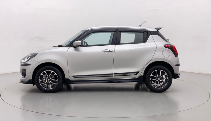 2022 Maruti Swift ZXI PLUS AMT DUAL TONE, Petrol, Automatic, 2,859 km, Left Side