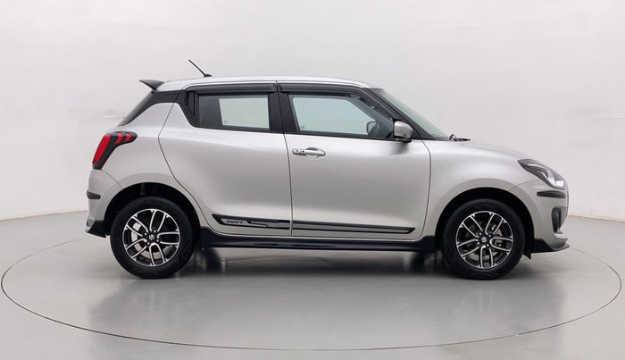 2022 Maruti Swift ZXI PLUS AMT DUAL TONE, Petrol, Automatic, 2,859 km, Right Side View