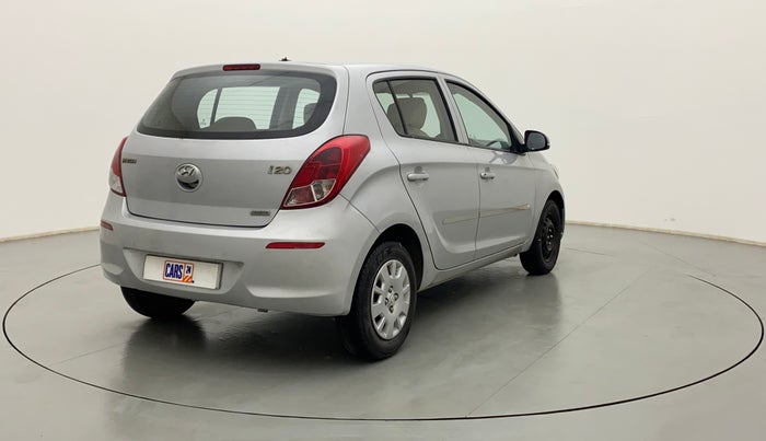 2013 Hyundai i20 MAGNA O 1.2, Petrol, Manual, 32,679 km, Right Back Diagonal