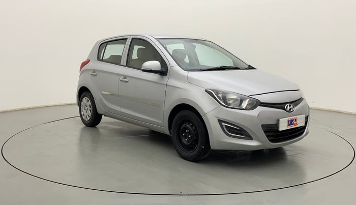 2013 Hyundai i20 MAGNA O 1.2, Petrol, Manual, 32,679 km, Right Front Diagonal