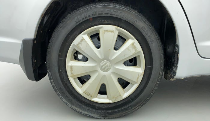 2010 Maruti Swift Dzire VXI, Petrol, Manual, 70,697 km, Right Rear Wheel
