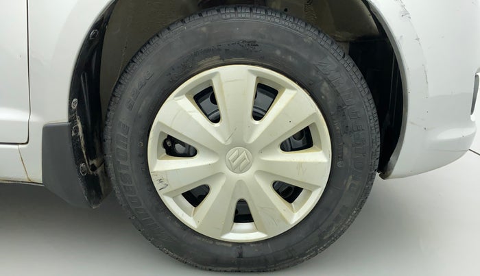 2010 Maruti Swift Dzire VXI, Petrol, Manual, 70,697 km, Right Front Wheel