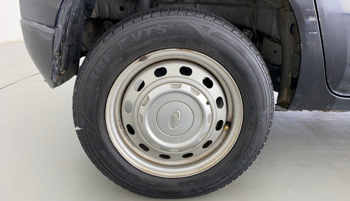 2017 Mahindra Kuv100 K2 6 STR, Petrol, Manual, 51,135 km, Right Rear Wheel