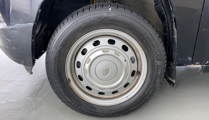 2017 Mahindra Kuv100 K2 6 STR, Petrol, Manual, 51,135 km, Left Front Wheel