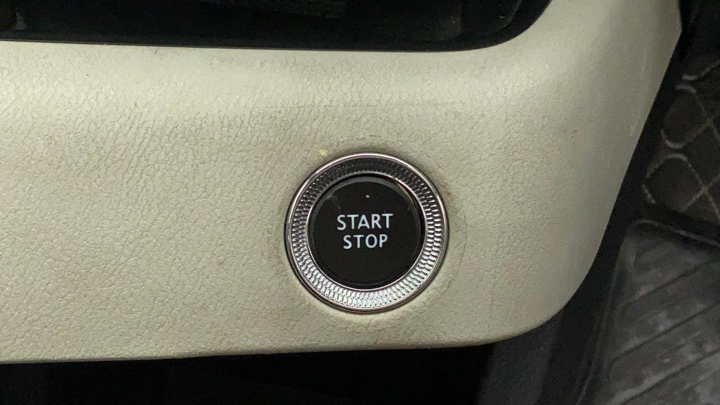 2022 Nissan MAGNITE XV TURBO CVT, Petrol, Automatic, 19,437 km, Keyless Start/ Stop Button