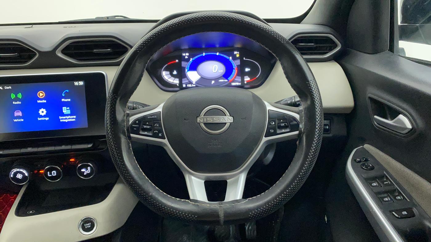 2022 Nissan MAGNITE XV TURBO CVT, Petrol, Automatic, 19,437 km, Steering Wheel Close Up