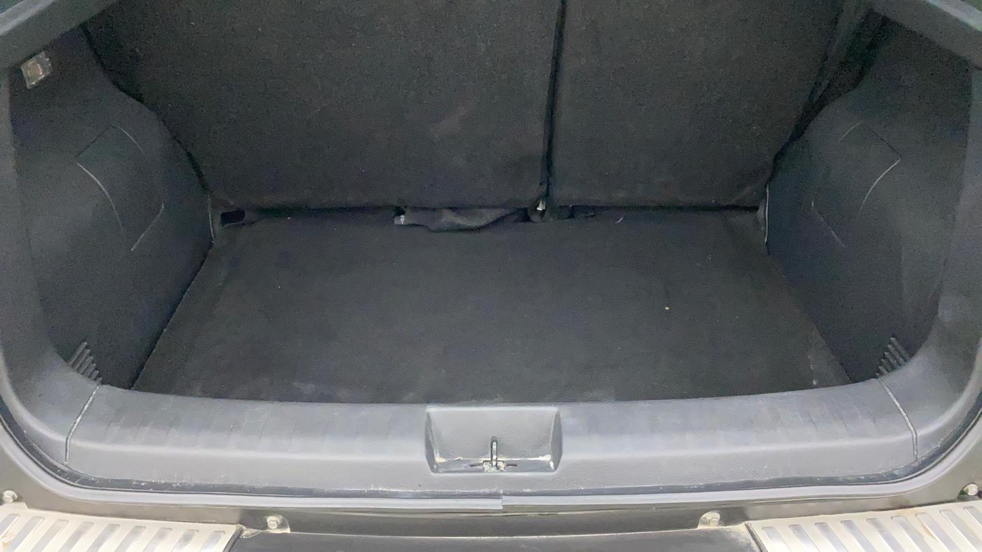 2022 Nissan MAGNITE XV TURBO CVT, Petrol, Automatic, 19,437 km, Boot Inside