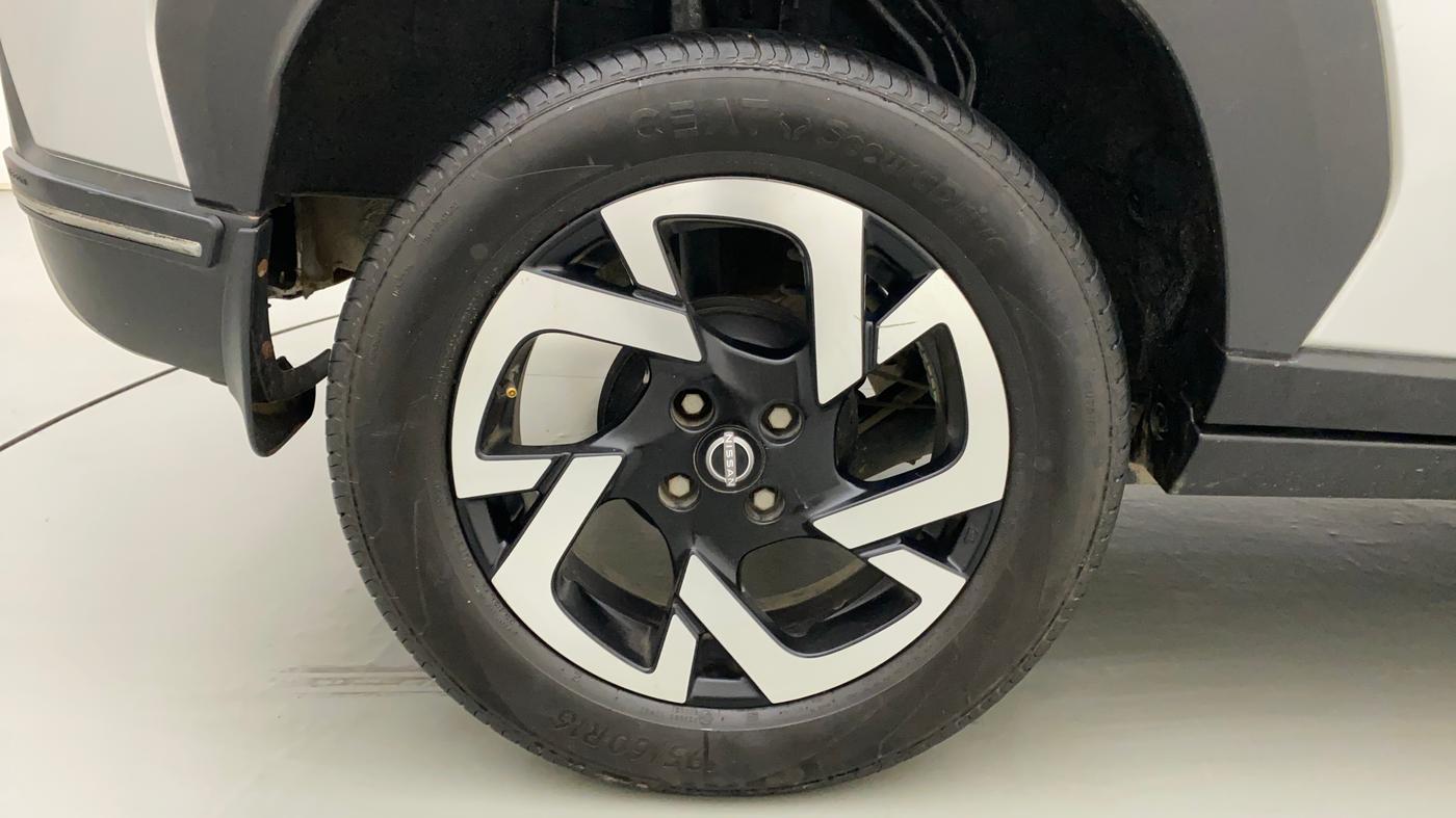 2022 Nissan MAGNITE XV TURBO CVT, Petrol, Automatic, 19,437 km, Right Rear Wheel