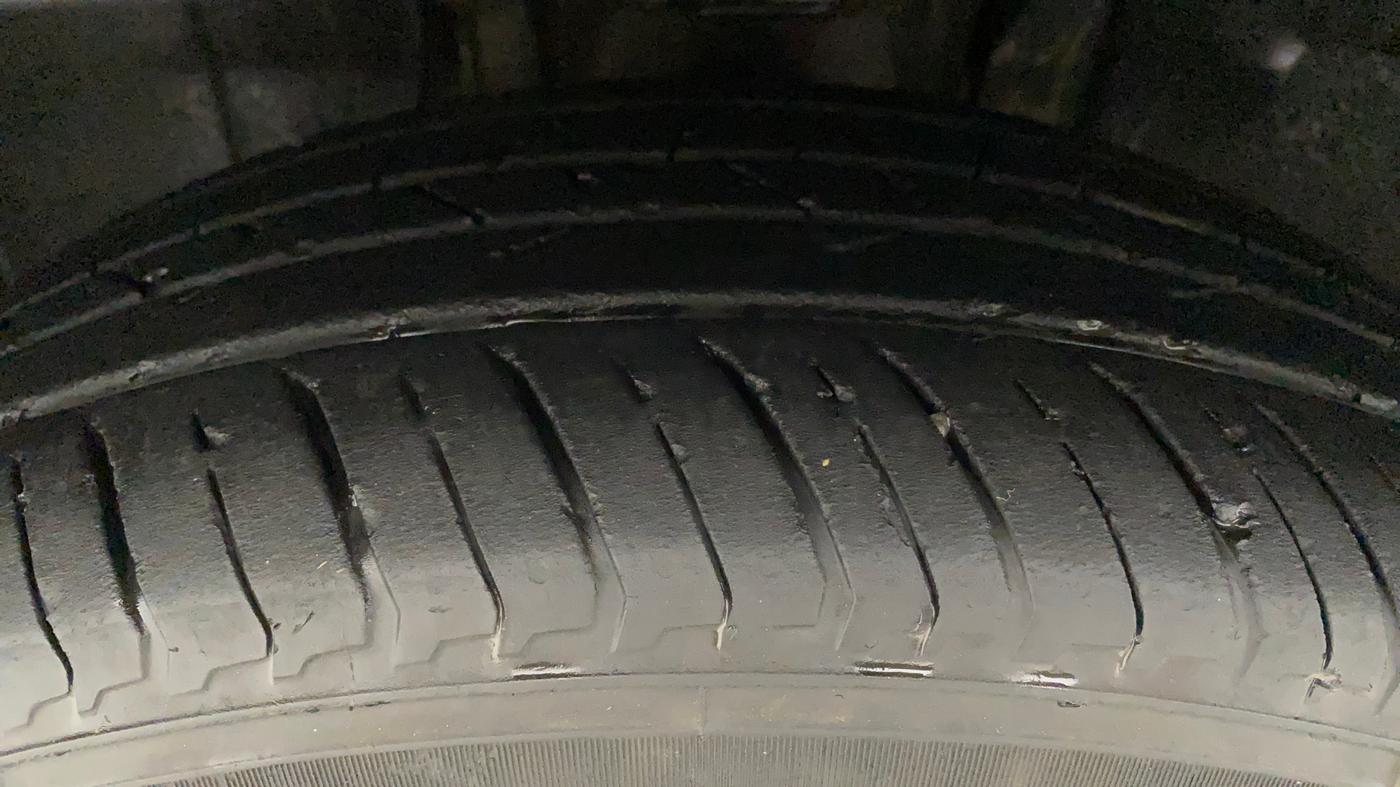 2022 Nissan MAGNITE XV TURBO CVT, Petrol, Automatic, 19,437 km, Left Front Tyre Tread