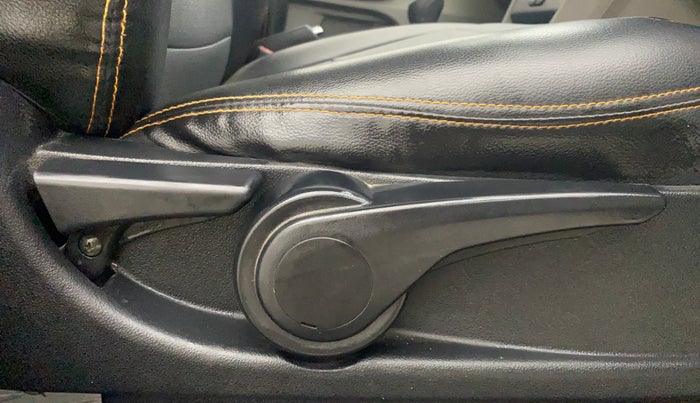 2017 Tata Tiago XZ PETROL, Petrol, Manual, 53,625 km, Driver Side Adjustment Panel