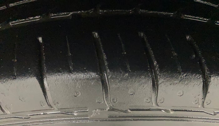 2020 KIA SELTOS HTX 1.5 DIESEL, Diesel, Manual, 40,936 km, Left Front Tyre Tread