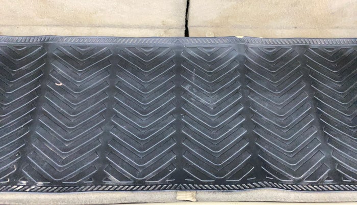 2017 Maruti Ertiga ZXI+, Petrol, Manual, 93,520 km, Boot Inside