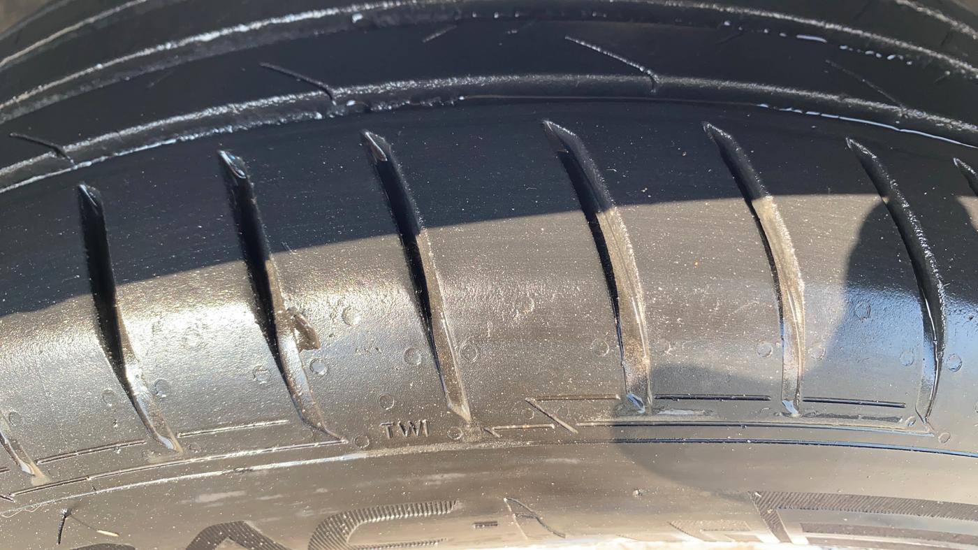 2021 Skoda Rapid AMBITION AT TSI, Petrol, Automatic, 59,784 km, Left Front Tyre Tread