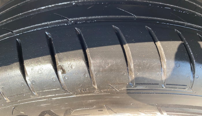 2021 Skoda Rapid AMBITION AT TSI, Petrol, Automatic, 59,784 km, Left Front Tyre Tread