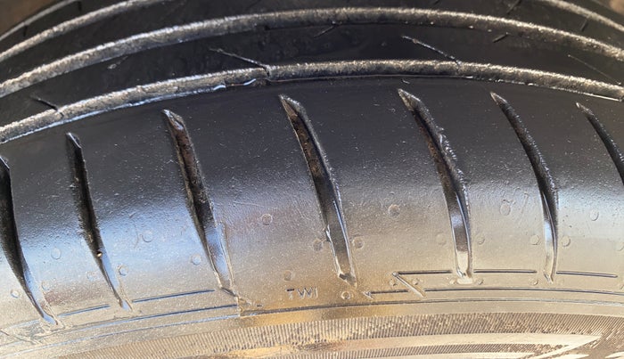 2021 Skoda Rapid AMBITION AT TSI, Petrol, Automatic, 59,784 km, Right Front Tyre Tread