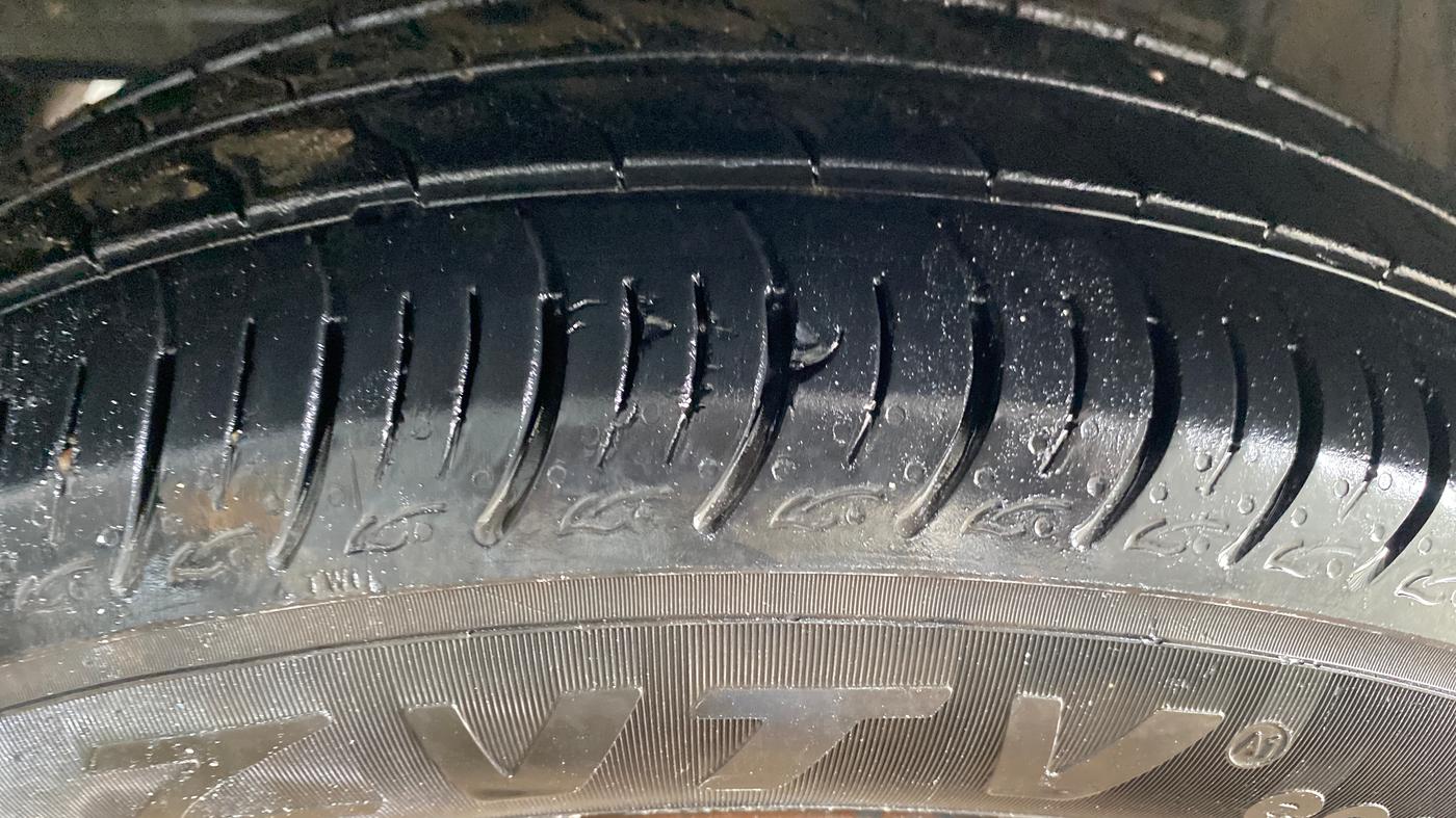 2023 Maruti Baleno DELTA PETROL 1.2, Petrol, Manual, 93,980 km, Left Front Tyre Tread