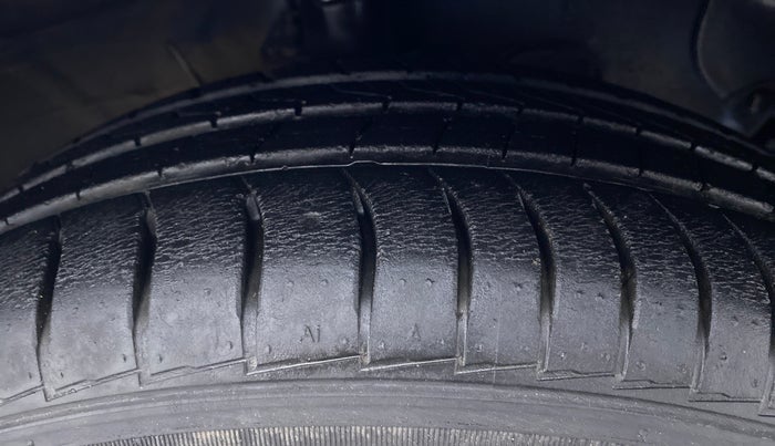 2019 Hyundai NEW SANTRO 1.1 SPORTS AMT, Petrol, Automatic, 12,541 km, Right Front Tyre Tread