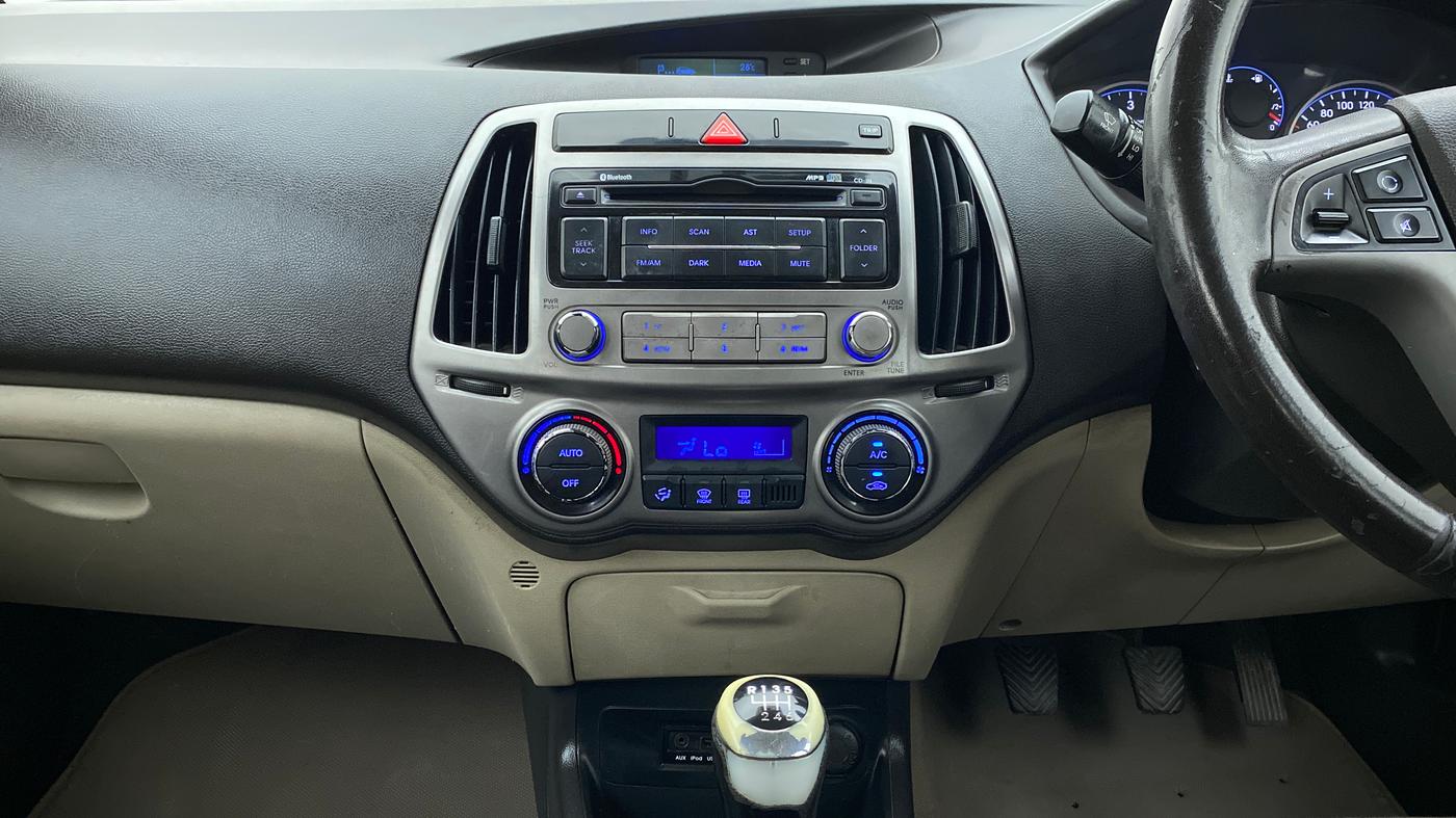 2013 Hyundai i20 SPORTZ 1.4 CRDI, Diesel, Manual, 88,788 km, Air Conditioner
