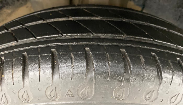 2019 Renault Kwid 1.0 CLIMBER OPT, Petrol, Manual, 19,002 km, Right Front Tyre Tread