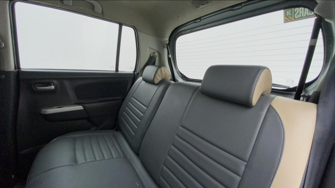 2011 Maruti Wagon R 1.0 VXI, Petrol, Manual, 79,659 km, Right Side Rear Door Cabin