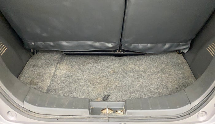 2011 Maruti Wagon R 1.0 VXI, Petrol, Manual, 79,659 km, Boot Inside