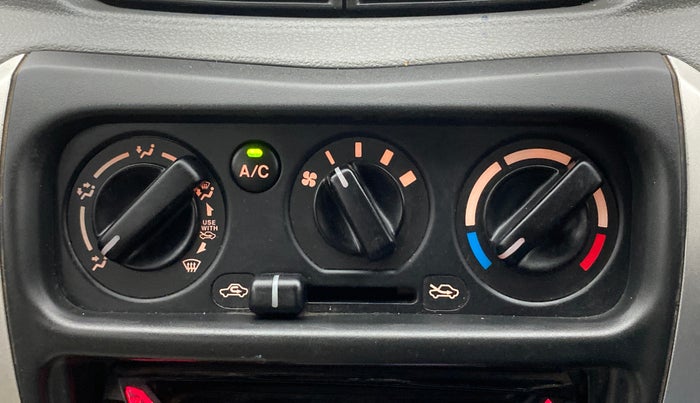 2013 Maruti Alto 800 LXI, Petrol, Manual, 27,649 km, AC Unit - Directional switch has minor damage