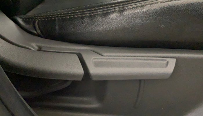 2023 Hyundai GRAND I10 NIOS SPORTZ 1.2 KAPPA VTVT, Petrol, Manual, 51,546 km, Driver Side Adjustment Panel