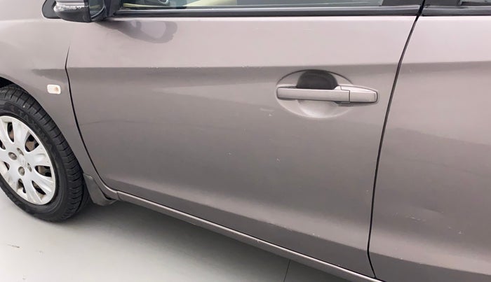 2015 Honda Brio S MT, Petrol, Manual, 37,409 km, Front passenger door - Slightly dented