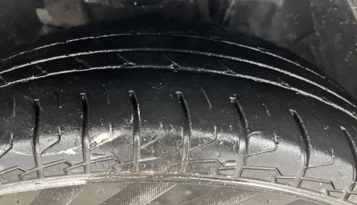 2019 Tata Tiago XZA PLUS PETROL, Petrol, Automatic, 63,758 km, Right Front Tyre Tread