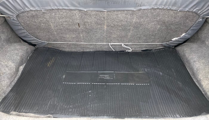 2011 Maruti Alto LXI, Petrol, Manual, 64,958 km, Boot Inside