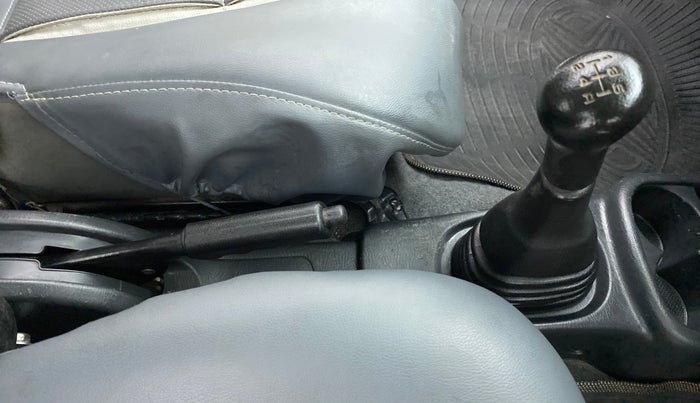 2011 Maruti Alto LXI, Petrol, Manual, 64,958 km, Gear Lever