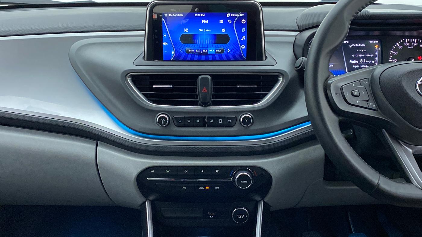 2020 Tata ALTROZ XZ 1.2, Petrol, Manual, 7,754 km, Air Conditioner