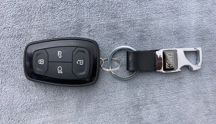 2020 Tata ALTROZ XZ 1.2, Petrol, Manual, 7,754 km, Key Close Up