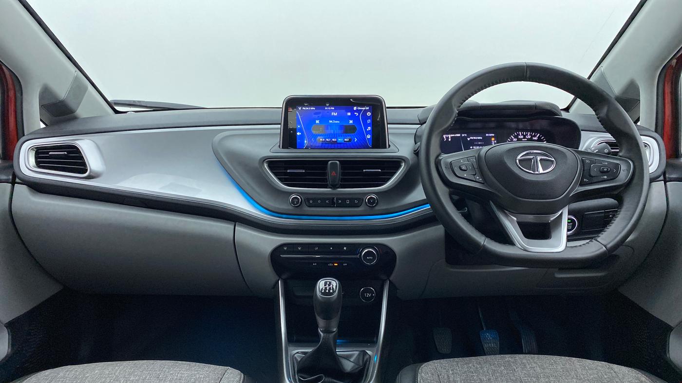 2020 Tata ALTROZ XZ 1.2, Petrol, Manual, 7,754 km, Dashboard