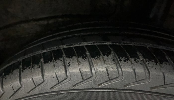 2020 Maruti New Wagon-R LXI 1.0, Petrol, Manual, 43,586 km, Left Rear Tyre Tread