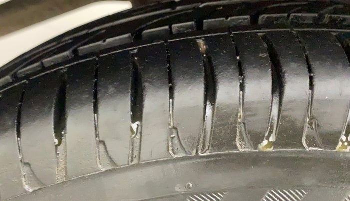 2011 Maruti Alto K10 VXI, Petrol, Manual, 83,452 km, Right Rear Tyre Tread